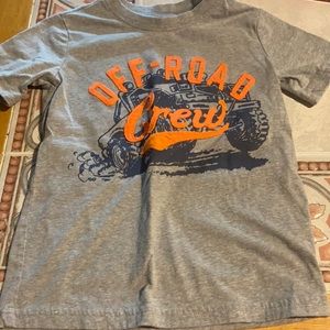 OshKosh boys t-shirt. Size 4.